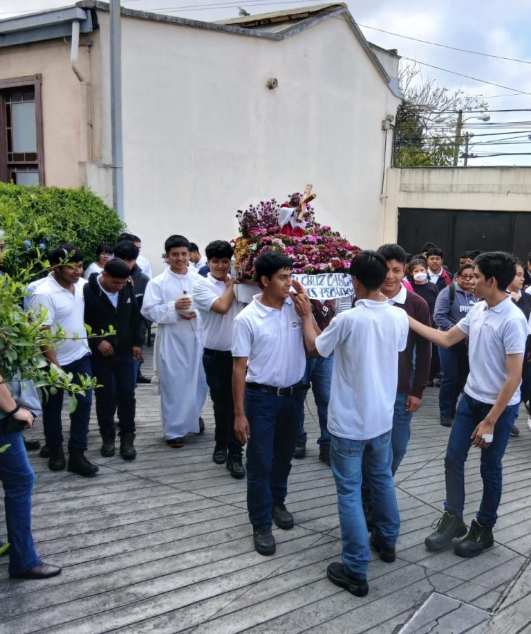 Revivimos los momentos de fe y creatividad de nuestro Segundo Viacrucis 2026